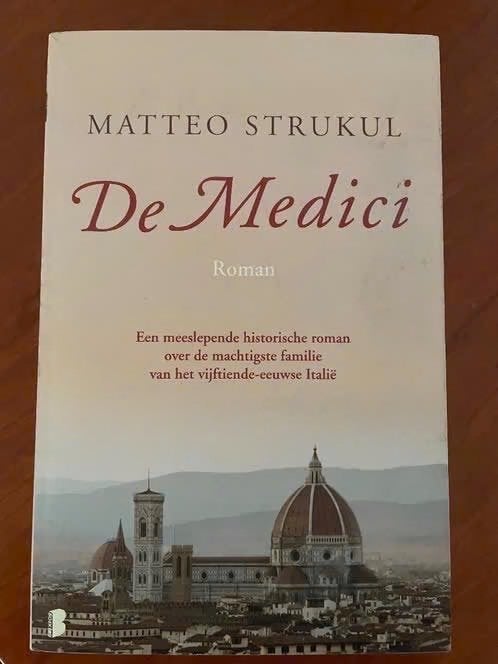 De medici  van Matteo Strukul, Ophalen of Verzenden, Zo goed als nieuw, Mateo Strukul