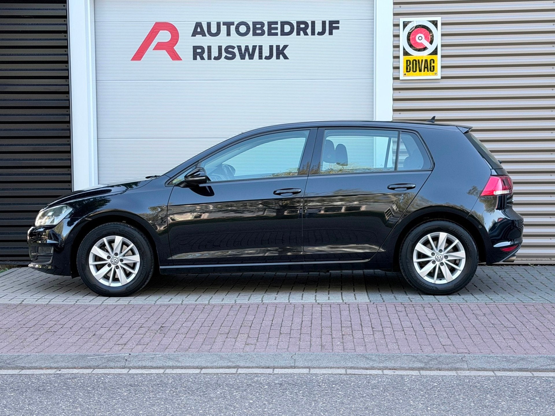 Volkswagen Golf 1.4 TSI Highline Navigatie/Bluetooth, Auto's, Euro 5, Gebruikt, 4 cilinders, Alcantara