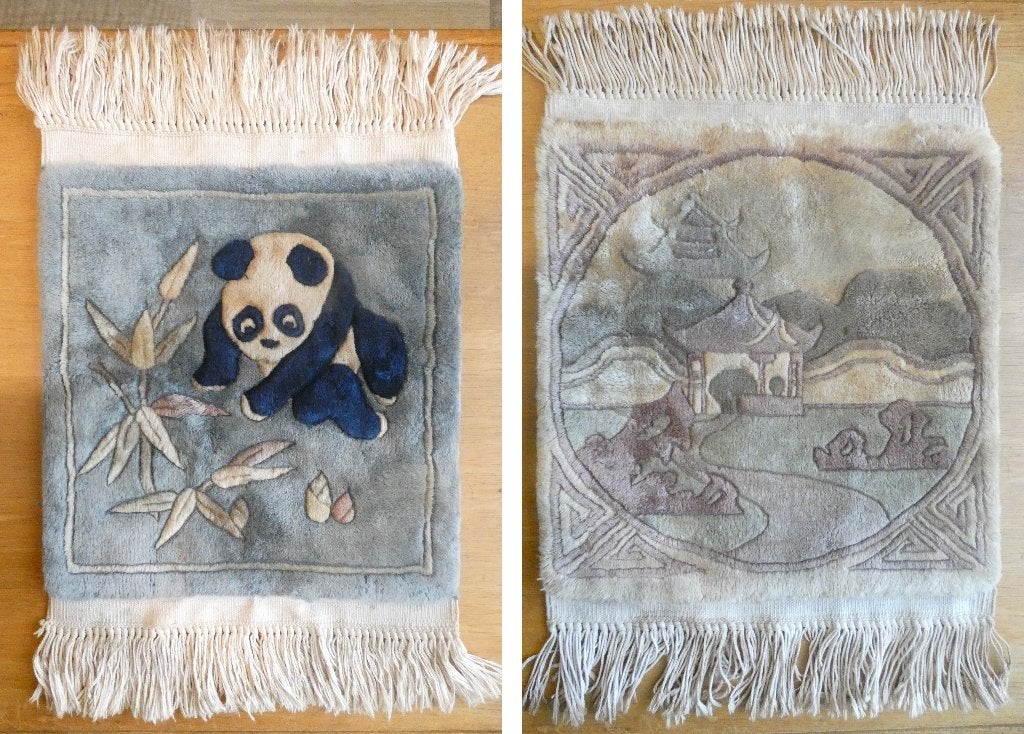 2x Klein tapijtje met Panda en Aziatische afbeelding [1911], Antiek en Kunst, Ophalen of Verzenden