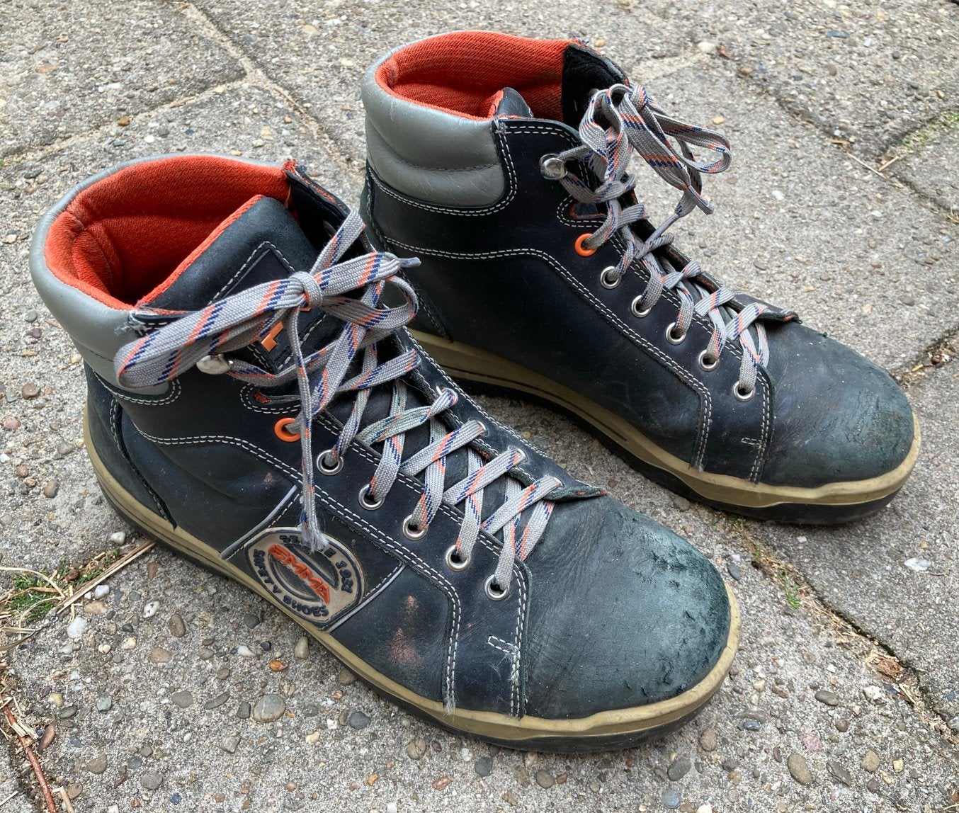 Emma werkschoenen mt 43, Ophalen of Verzenden, Gebruikt