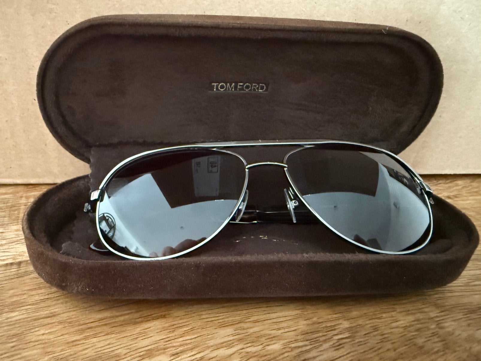 Mooie bruine  tom ford zonnebril 100% origineel, Sieraden, Tassen en Uiterlijk, Zonnebrillen en Brillen | Heren, Ophalen of Verzenden