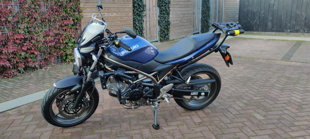 Suzuki SV650 SV 650 2023 ABS | Accessories | Warranty, 2 cilinders, Occasion, Particulier, Meer dan 35 kW