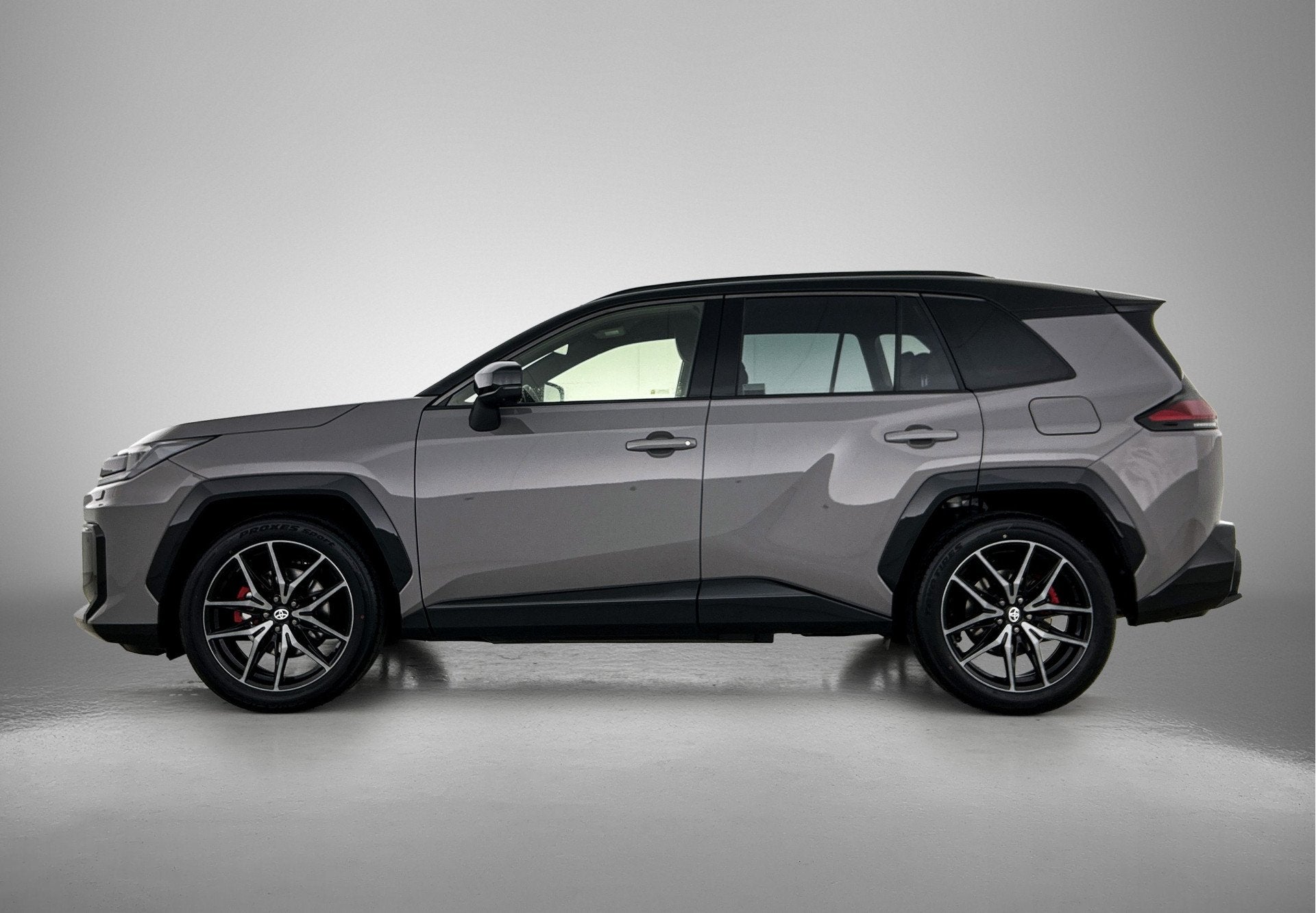 Toyota RAV4 2.5 Hybrid AWD 200 GR Sport Limited | Nieuw Mode, Auto's, Automaat, 12 maanden, Gebruikt, Zwart
