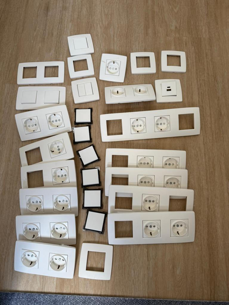 Niko original white schakelmateriaal nieuw, Ophalen of Verzenden, Zo goed als nieuw, Stopcontact