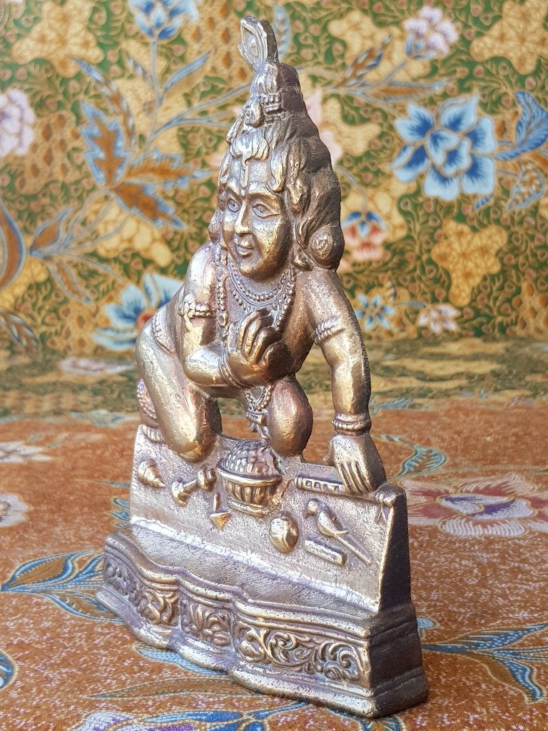 Oud koper beeldje uit India van een jonge Krishna 16,2 cm., Goud, India, Handgemaakt, Ophalen of Verzenden