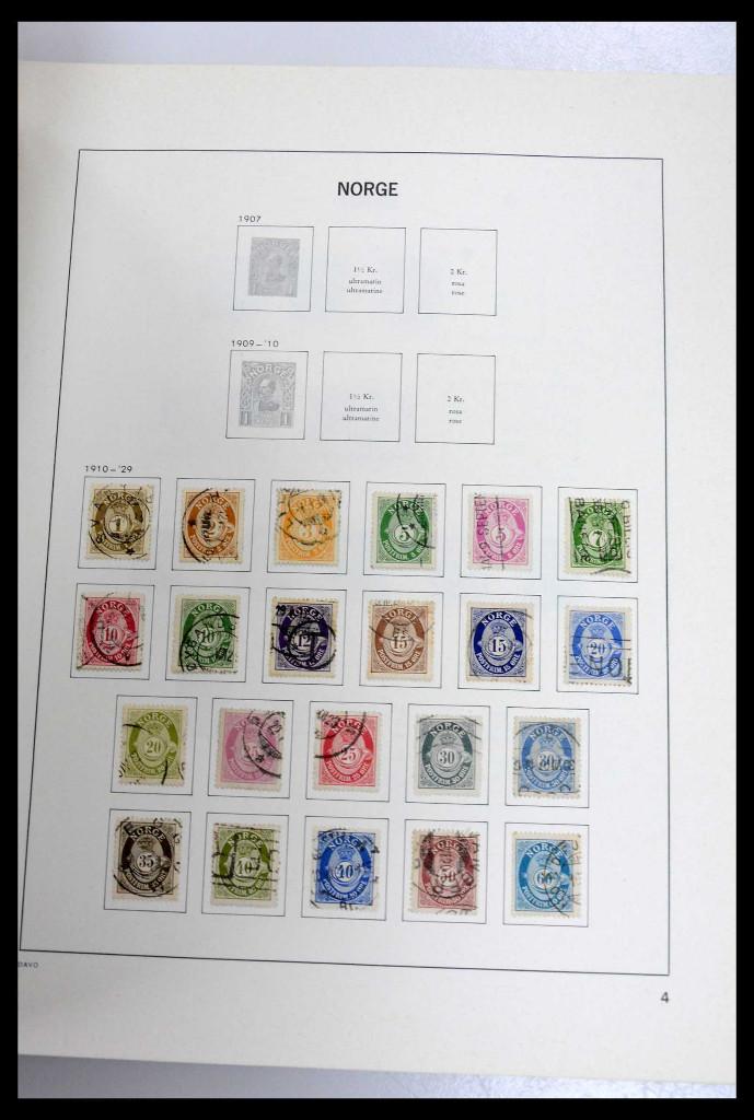 Doos met 13 postzegels collecties, Ophalen of Verzenden, Nederland en Buitenland