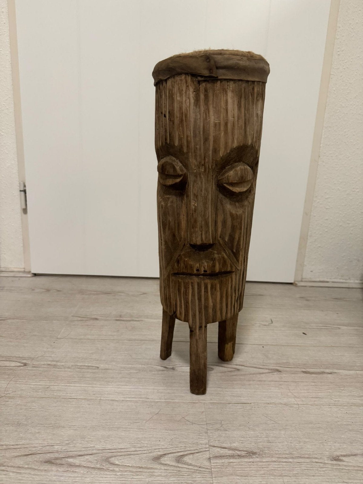 Antieke Afrikaanse trommel, Muziek en Instrumenten, Percussie, Ophalen of Verzenden, Gebruikt, Trommel