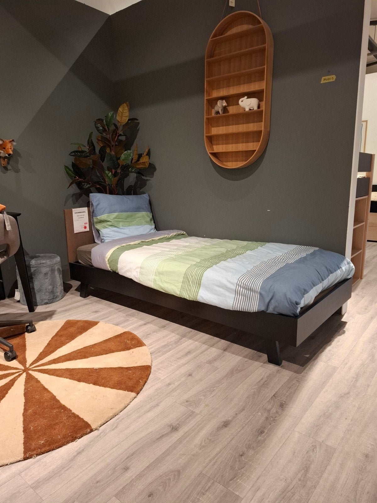 Europe Baby Beau Bed - Zwart / Walnoot, Ophalen, Nieuw, 180 cm of meer, 85 tot 100 cm