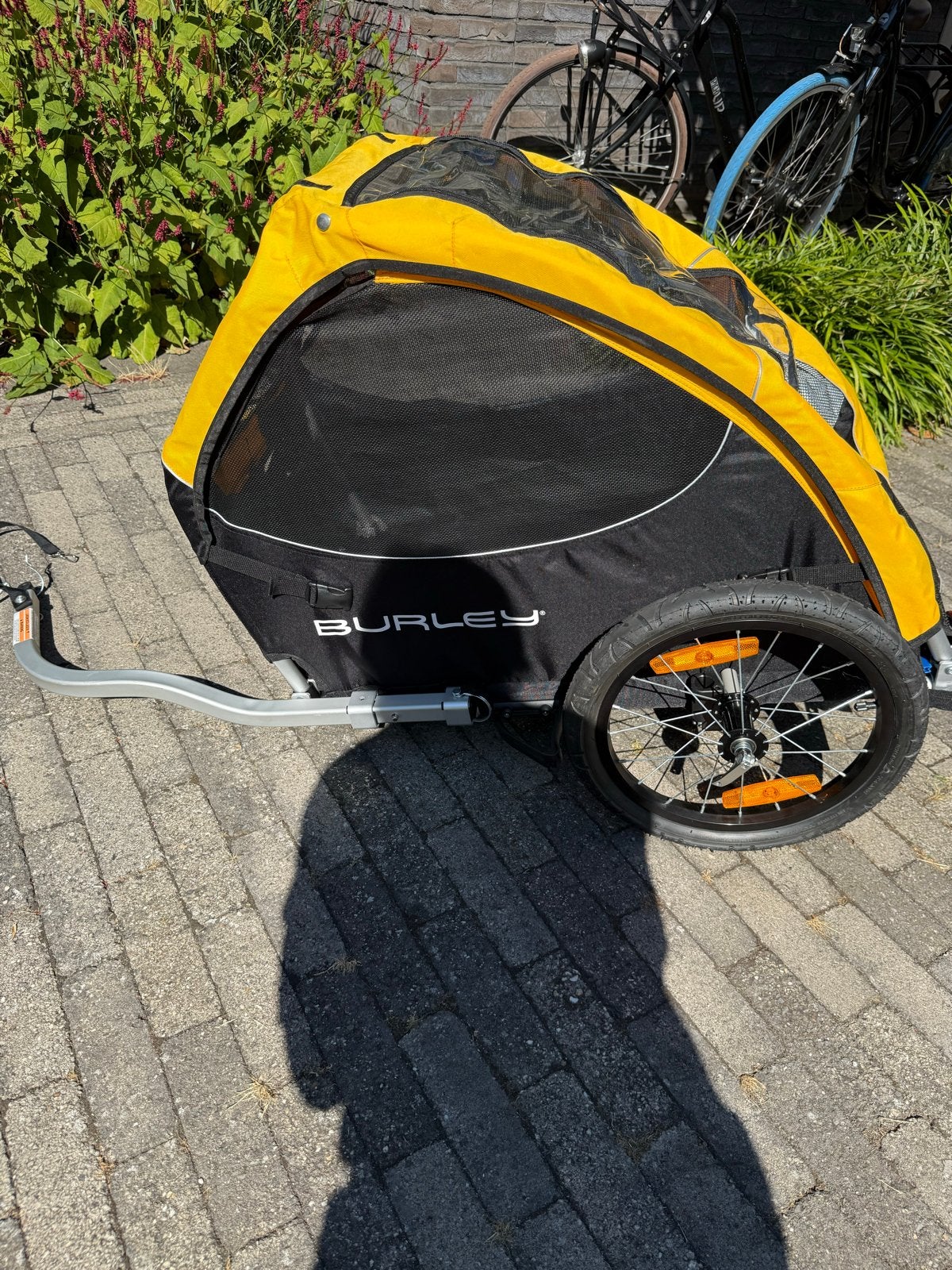 Burley Hondenkar/Duwkar - geel, zwart, Fietsen en Brommers, Fietsaccessoires | Aanhangers en Karren, Ophalen, Gebruikt, Hondenkar