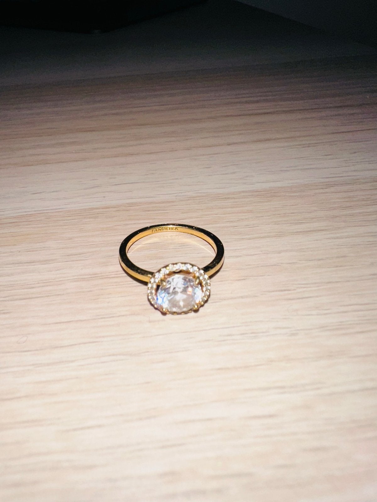 Sparkling Round Halo Ring, Overige materialen, Gebruikt, 17 tot 18, Dame