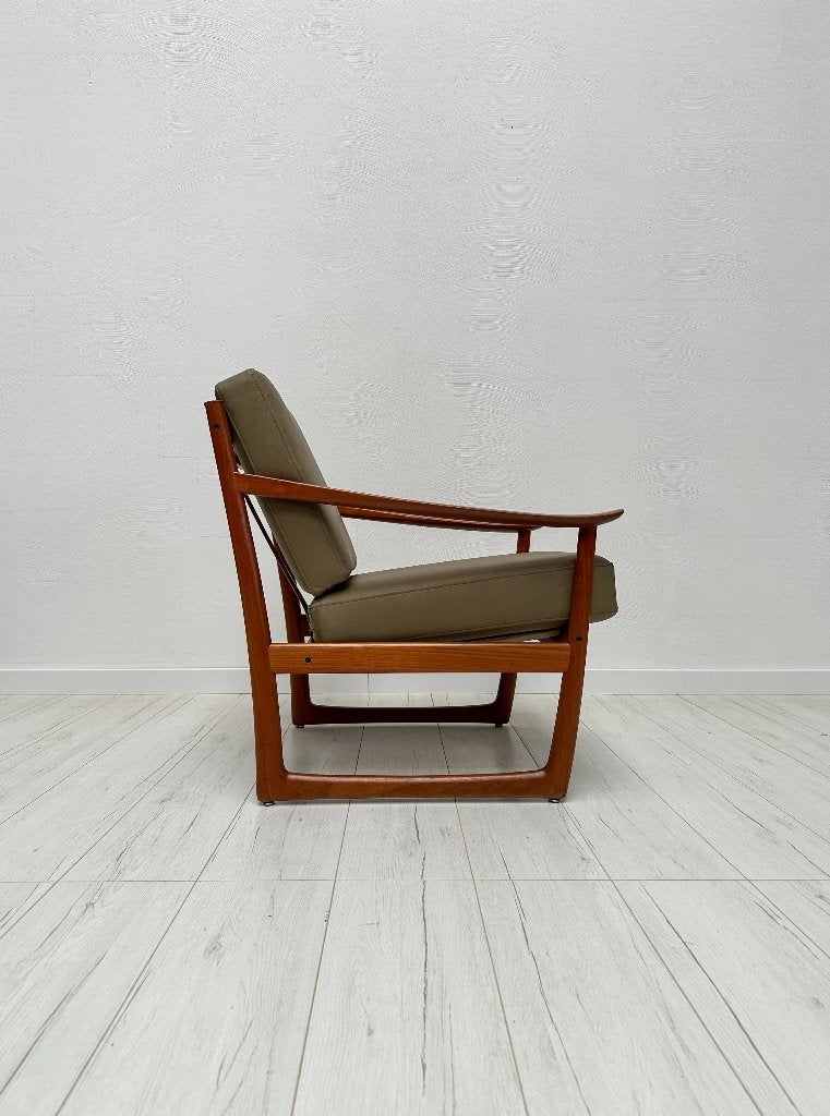 Hvidt & Mølgaard FD 130 teak fauteuil Deens design jaren 60, Huis en Inrichting, Ophalen of Verzenden, Zo goed als nieuw, Leer