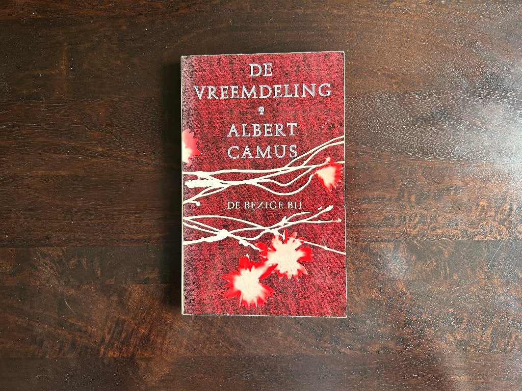 Albert Camus - De vreemdeling, Ophalen of Verzenden, Zo goed als nieuw, Nederland, Albert Camus