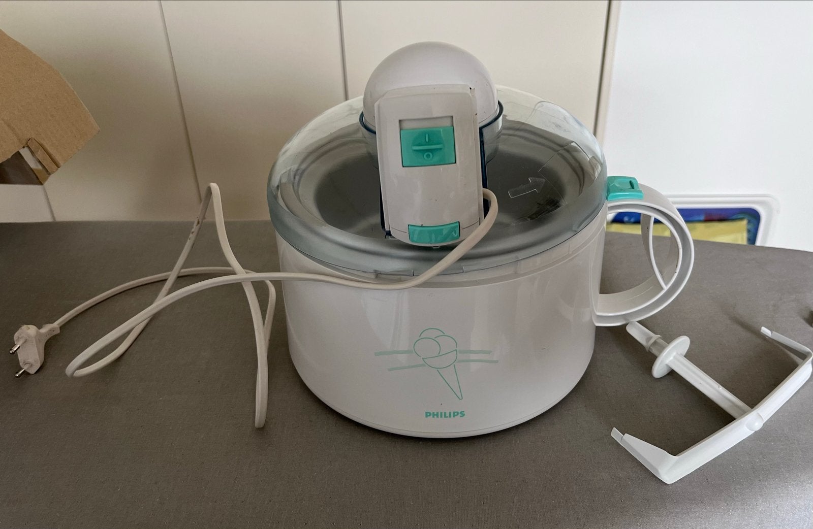 Philips Delizia HR 2300 IJsmachine - Zo goed als nieuw, Ophalen of Verzenden, Zo goed als nieuw