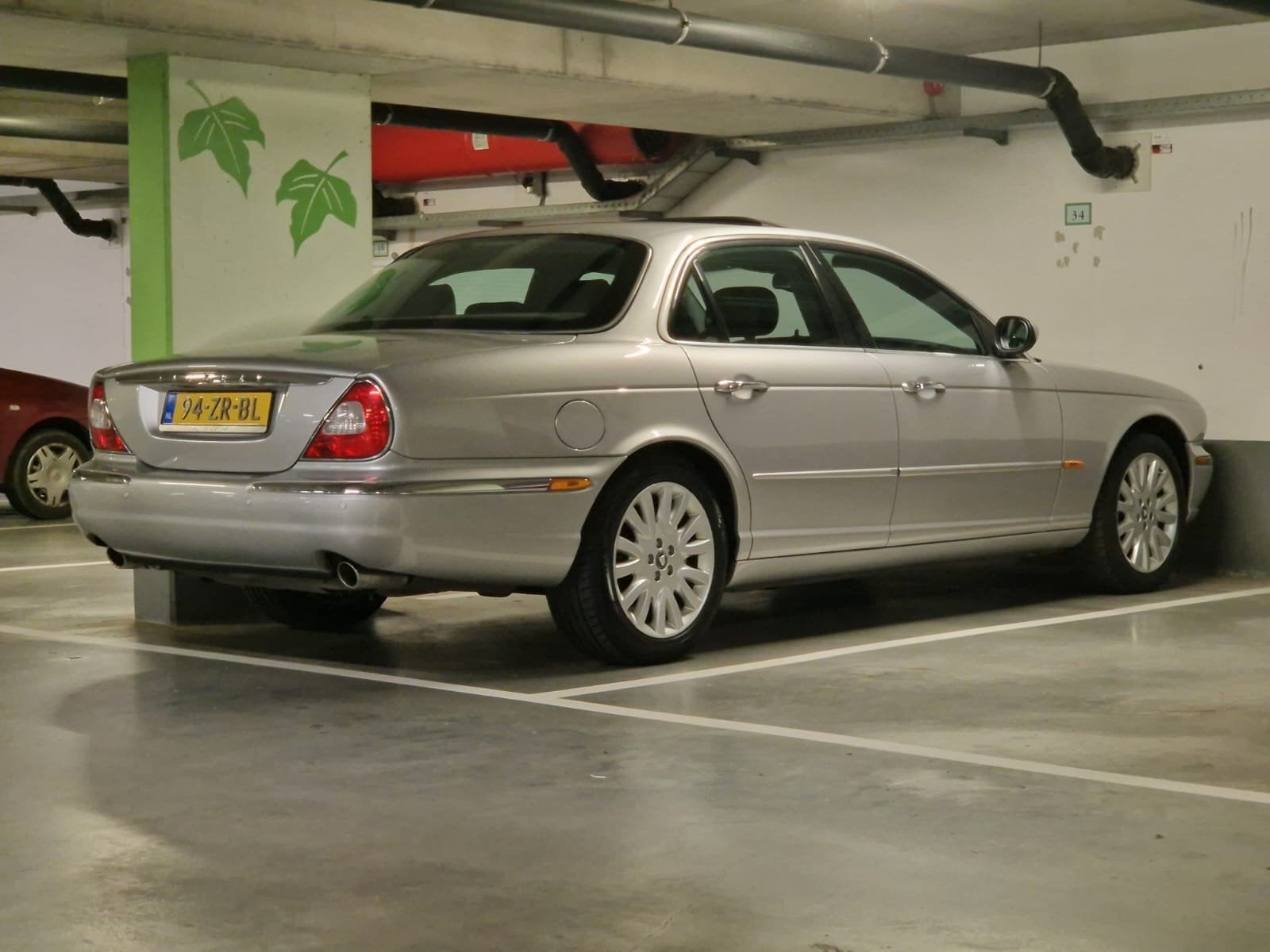 Jaguar XJ 3.0 Executive (X350) 2003 zeer mooi, Achterwielaandrijving, Zwart, 1514 kg, 2967 cc