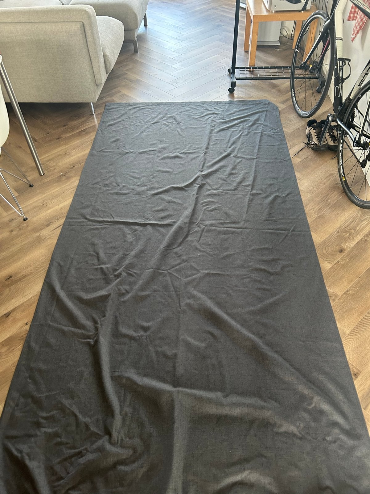 Verduisterend gordijn JYSK 1.38x1.95m, Ophalen, Gebruikt, Overige merken, Verduisterend