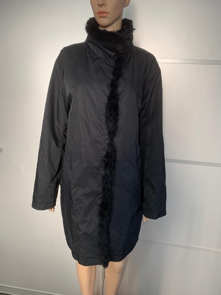 D1196 Winterjas: maat 44=L/XL jas zwart met bont, Kleding | Dames, Zwart, Ophalen of Verzenden, Zo goed als nieuw, Etage