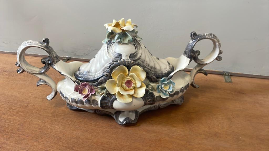 Italiaanse Capodimonte-keramische soepterrine, Antiek en Kunst, Antiek | Porselein, Ophalen