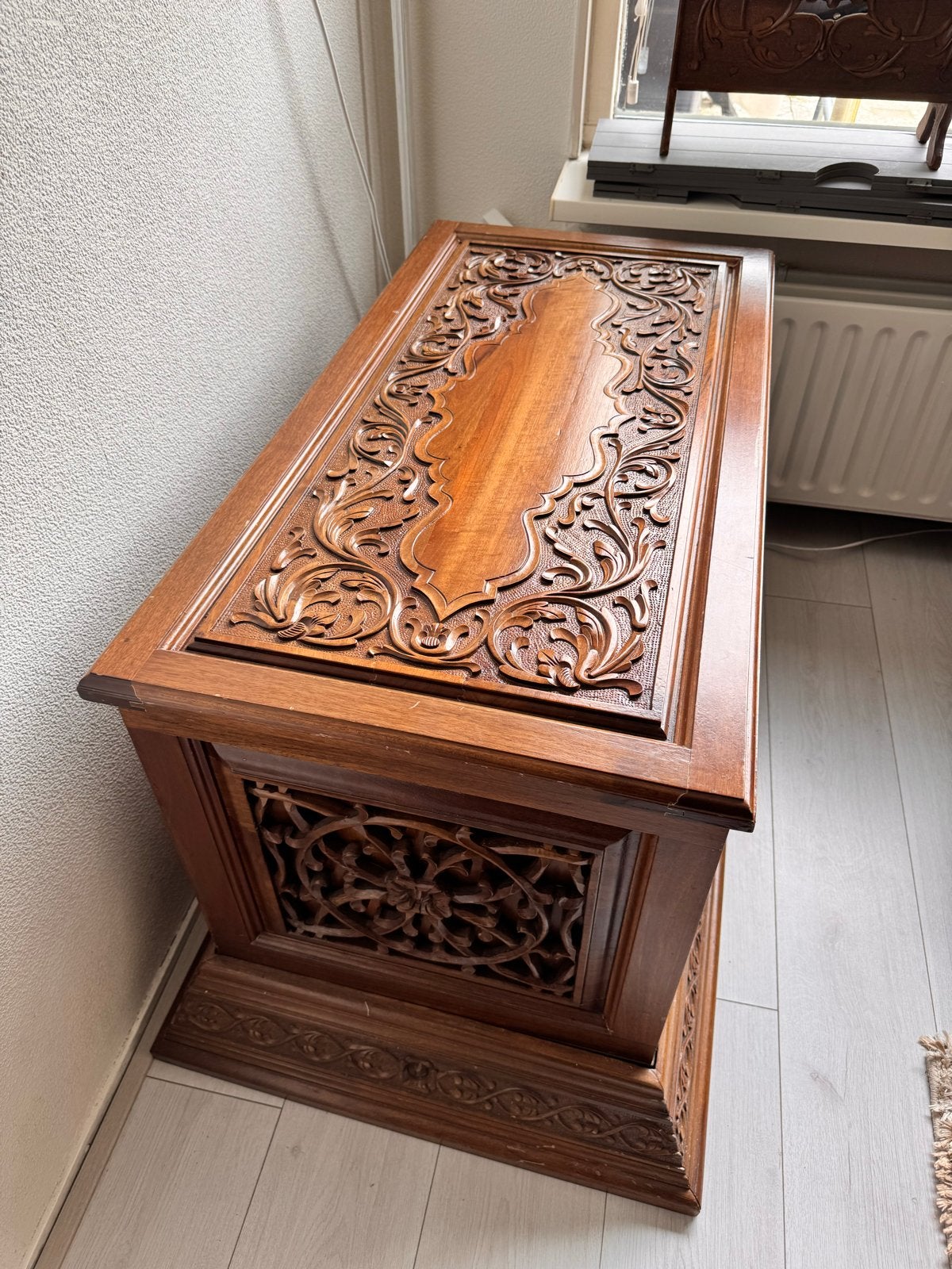 Handgemaakte houten kist met sleutel, Gebruikt, 50 tot 100 cm, Ophalen of Verzenden, Minder dan 50 cm