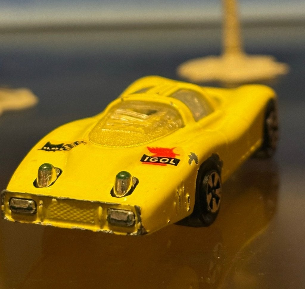 Gele PORSCHE Le Mans No. 232 MAJORETTE 7cm, Hobby en Vrije tijd, Modelauto's | Overige schalen, Ophalen of Verzenden, Gebruikt