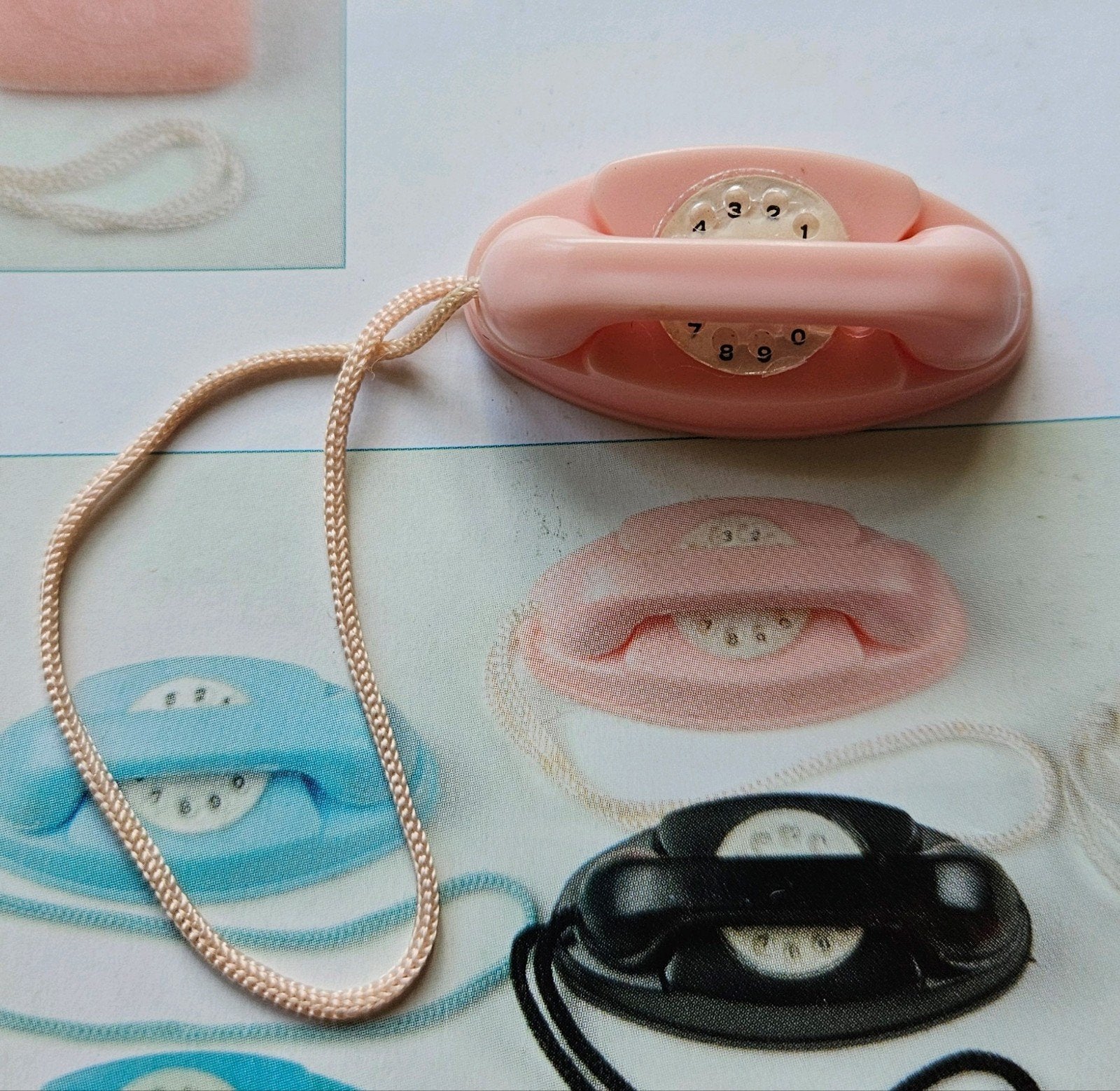 Vintage (Barbie) Skipper Roze telefoon #1976 School's Cool