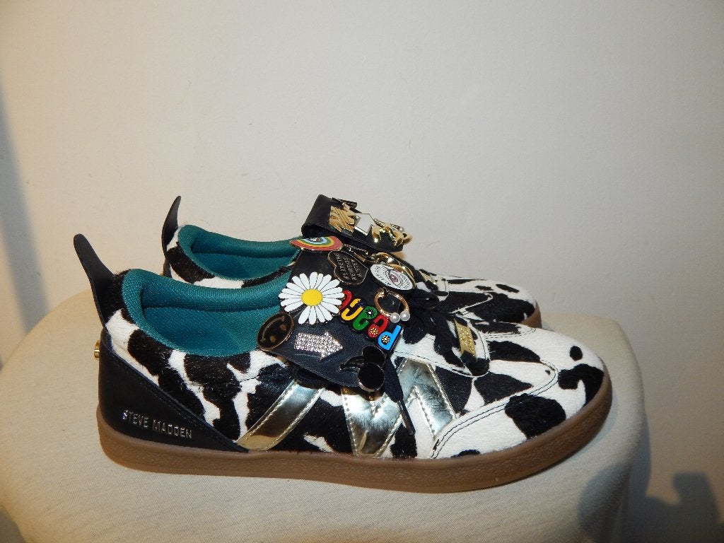 Steve Madden sneakers koe vacht veel pins erop Nieuw 40, Kleding | Dames, Schoenen, Overige kleuren, Verzenden, Steve Madden, Nieuw