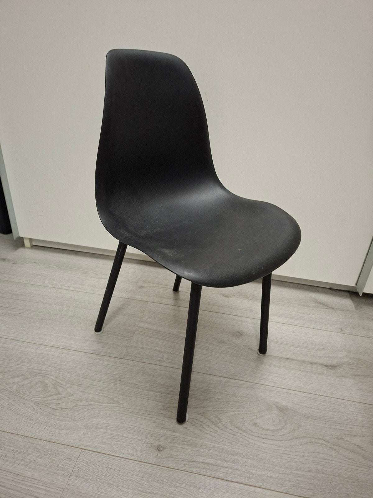 2 kinderstoelen, Ophalen