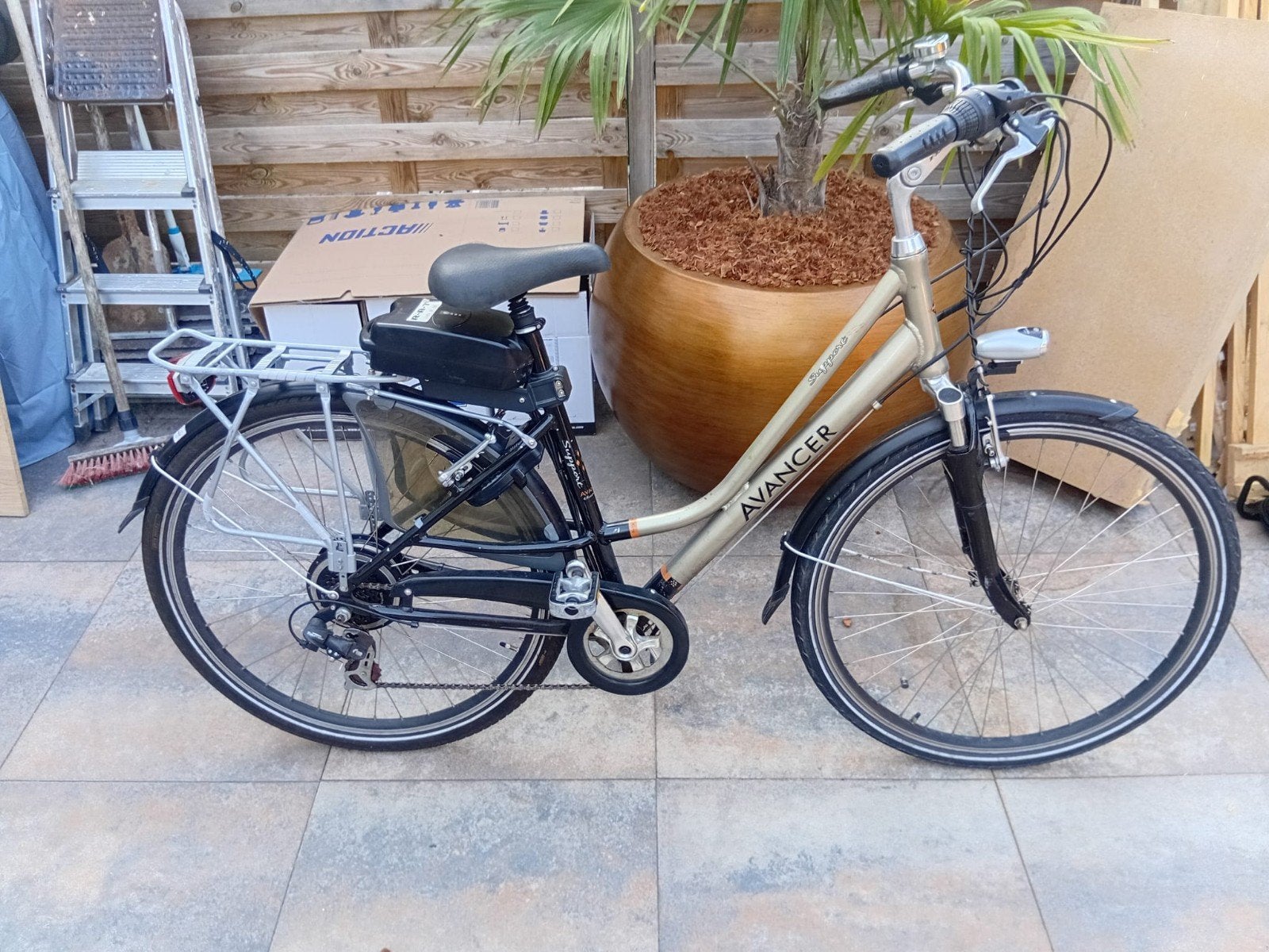 e bike damesfiets, Fietsen en Brommers, 51 tot 55 cm, Ophalen, 30 tot 50 km per accu, Overige merken