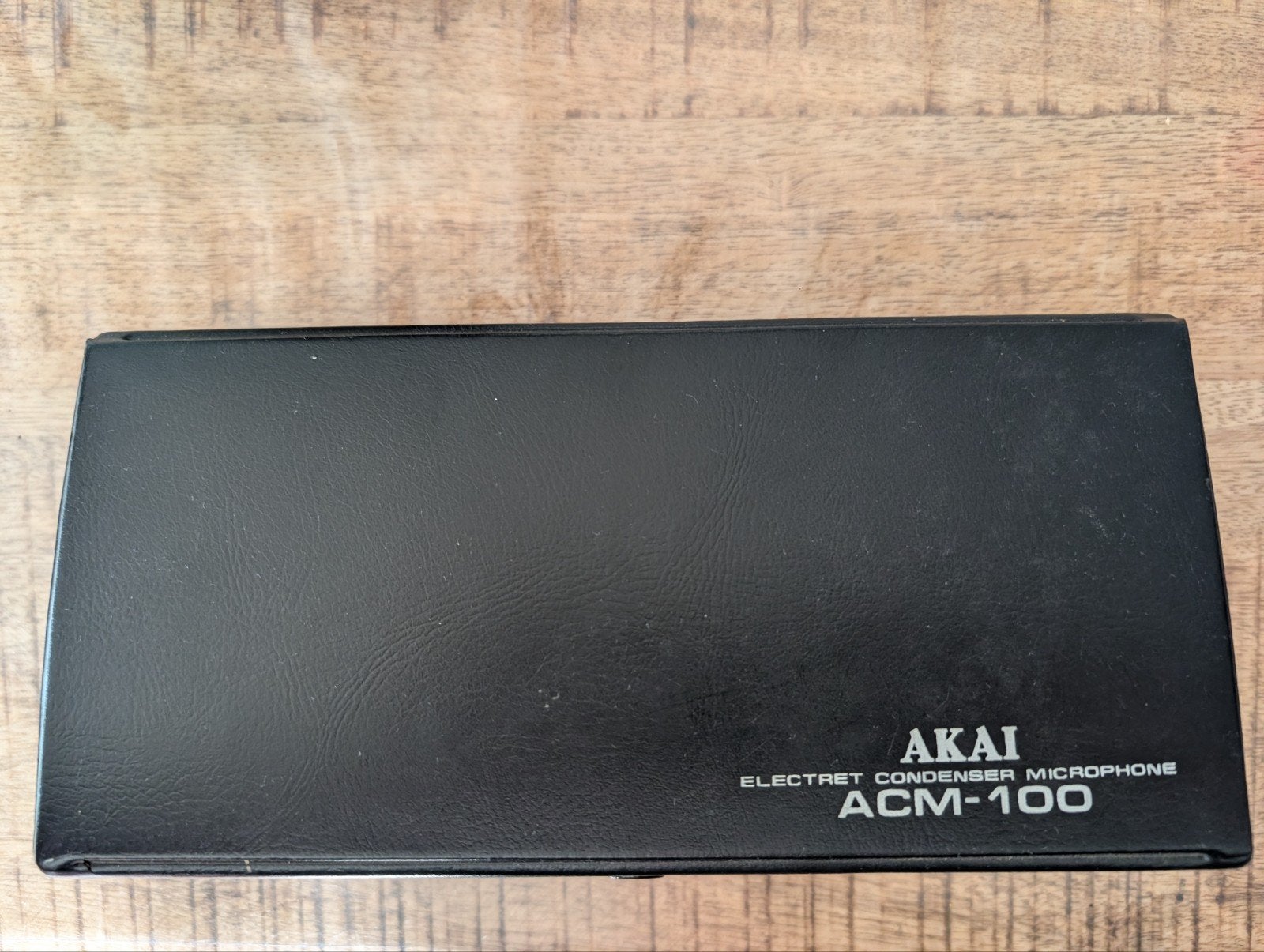 Akai Electret Condenser Microfoon ACM-100 met accessoires, Ophalen of Verzenden, Zo goed als nieuw, Studiomicrofoon