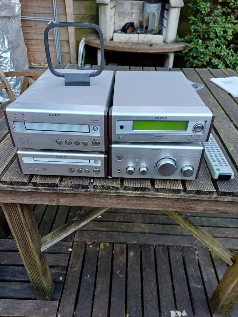 Retro audio Sony mini toren, Tuner of Radio, Ophalen of Verzenden, Zo goed als nieuw, Sony
