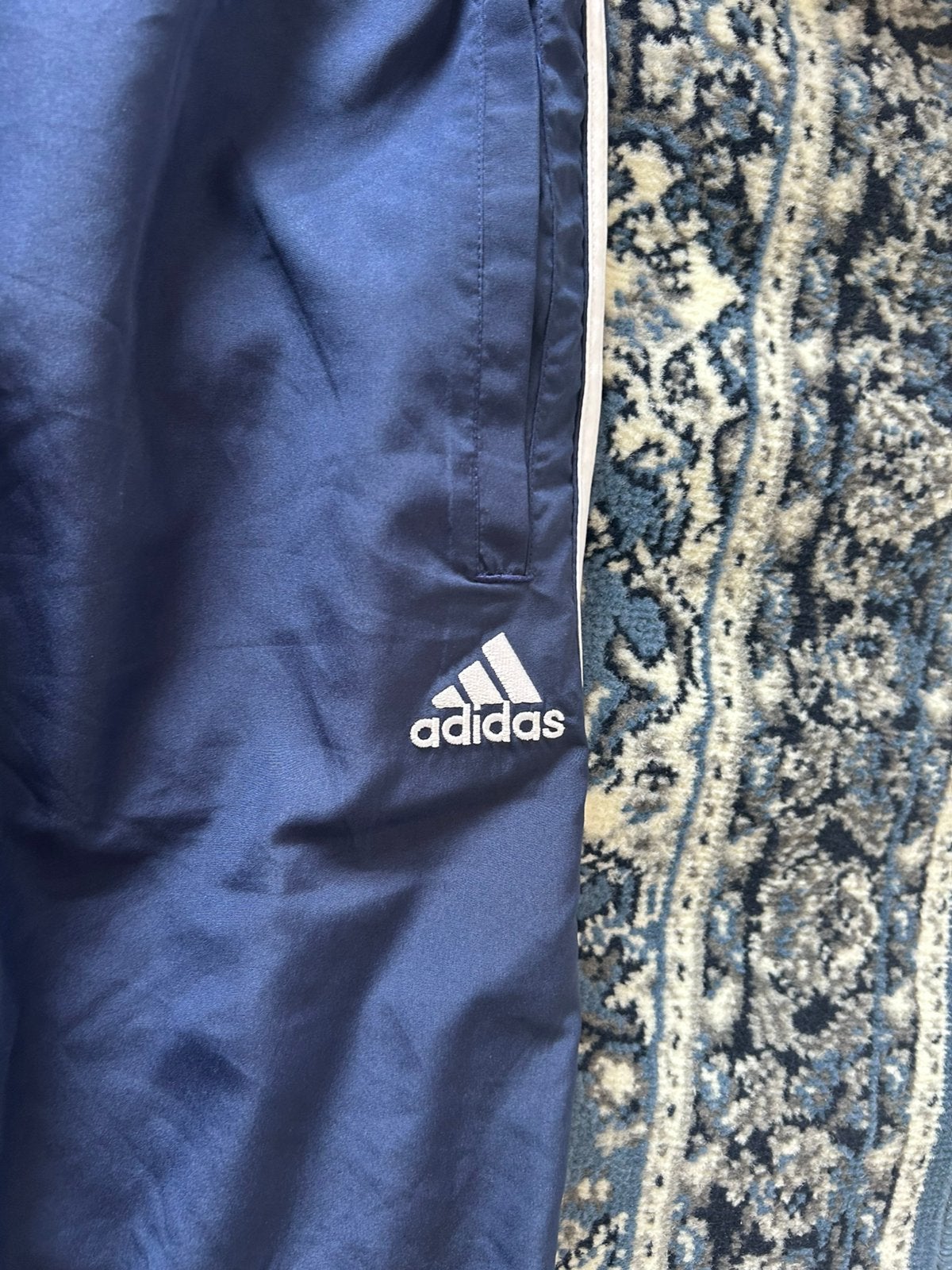 Adidas trainingsbroek blauw met witte strepen maat L, Maat 52/54 (L), Blauw, Nieuw, Ophalen of Verzenden