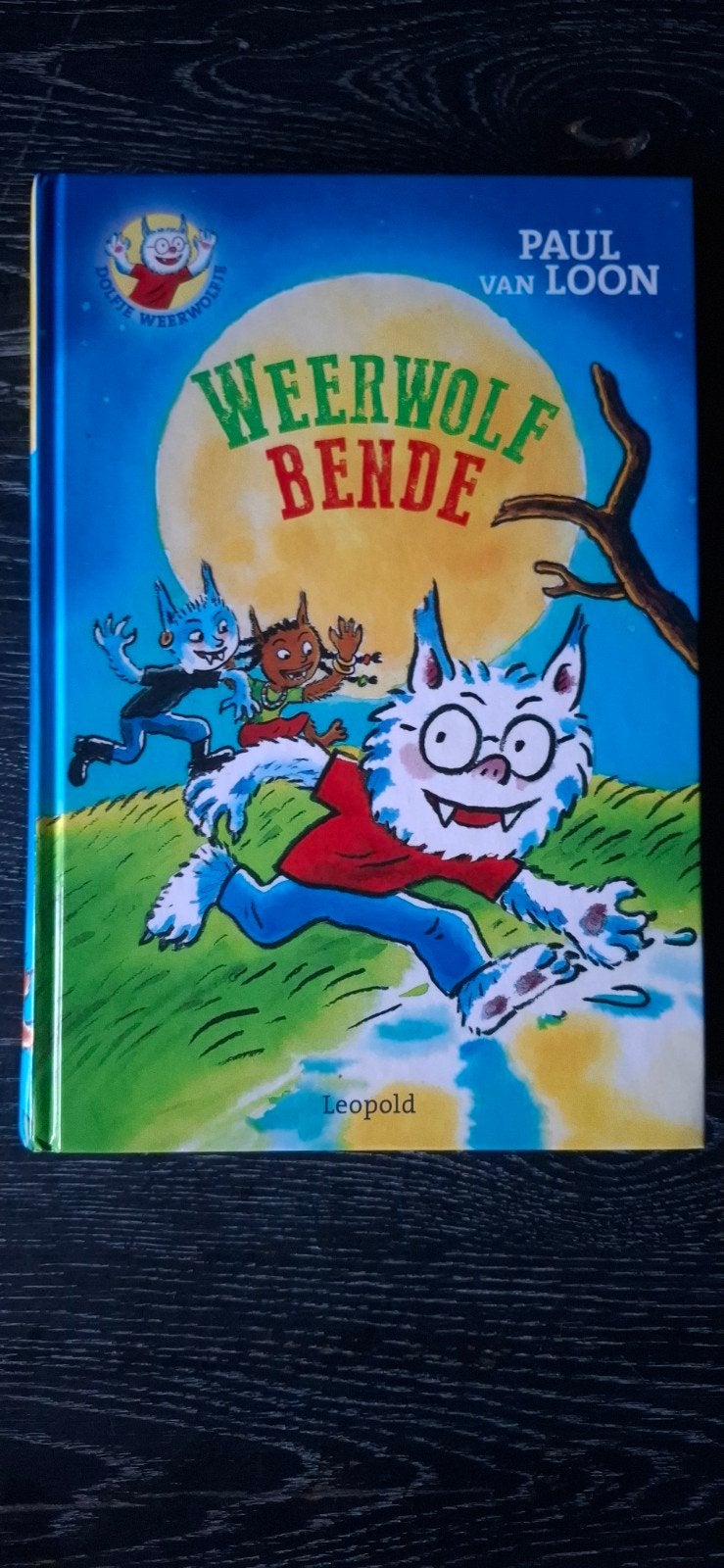 Paul van Loon - Weerwolfbende, Boeken, Fictie algemeen, Paul van Loon, Ophalen of Verzenden, Zo goed als nieuw