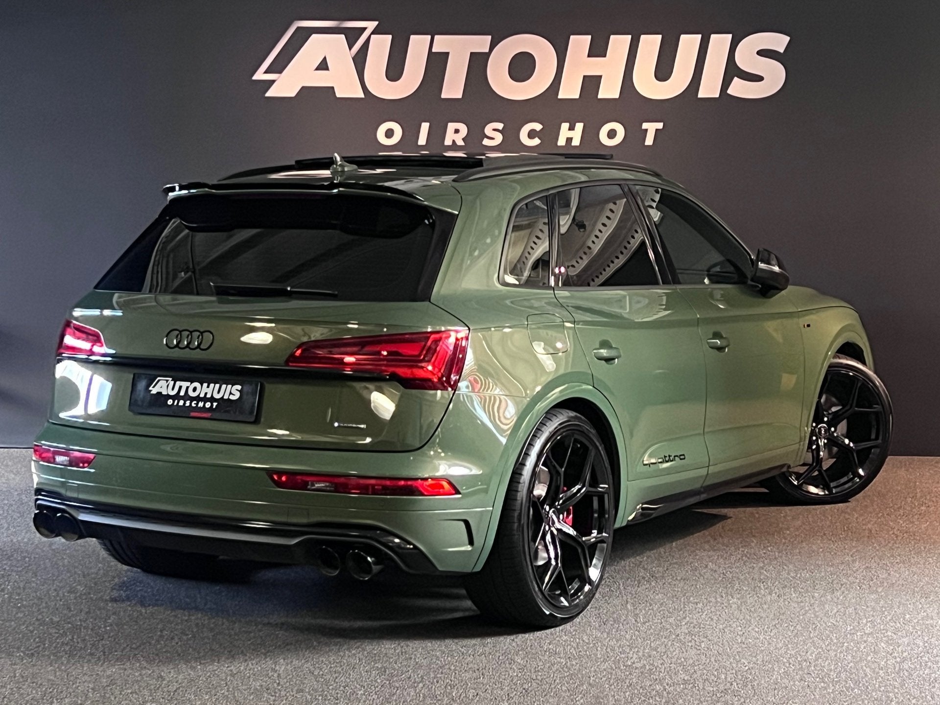 Audi Q5 50 TFSI e S edition Pano/ Camera/ S line/ Quattro/ L, Auto's, Automaat, Gebruikt, 4 cilinders, Bedrijf