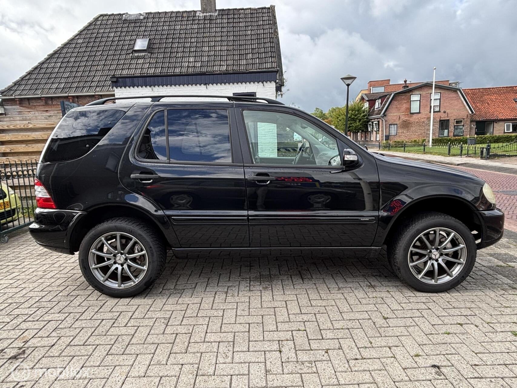 Mercedes M-klasse 350 | Trekhaak | Automaat | nieuwe apk !, Auto's, Automaat, Gebruikt, 138 €/maand, Zwart