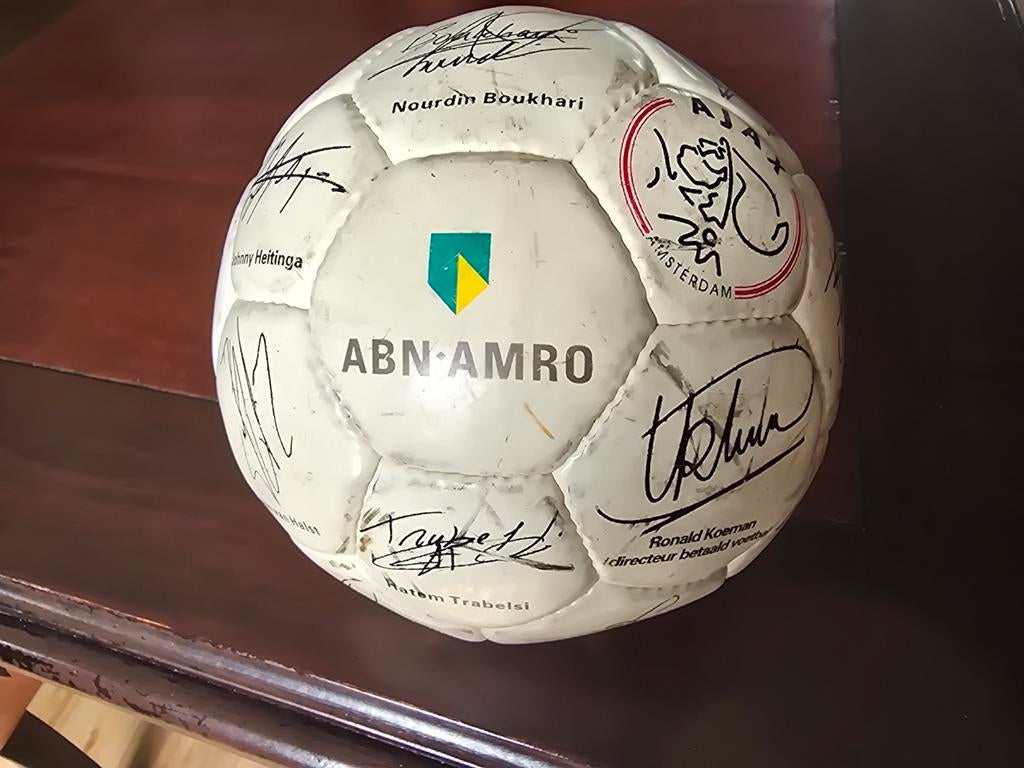 Gesigneerde Ajax Voetbal - Uniek Collectors Item, Maat XL, Ophalen of Verzenden, Bal