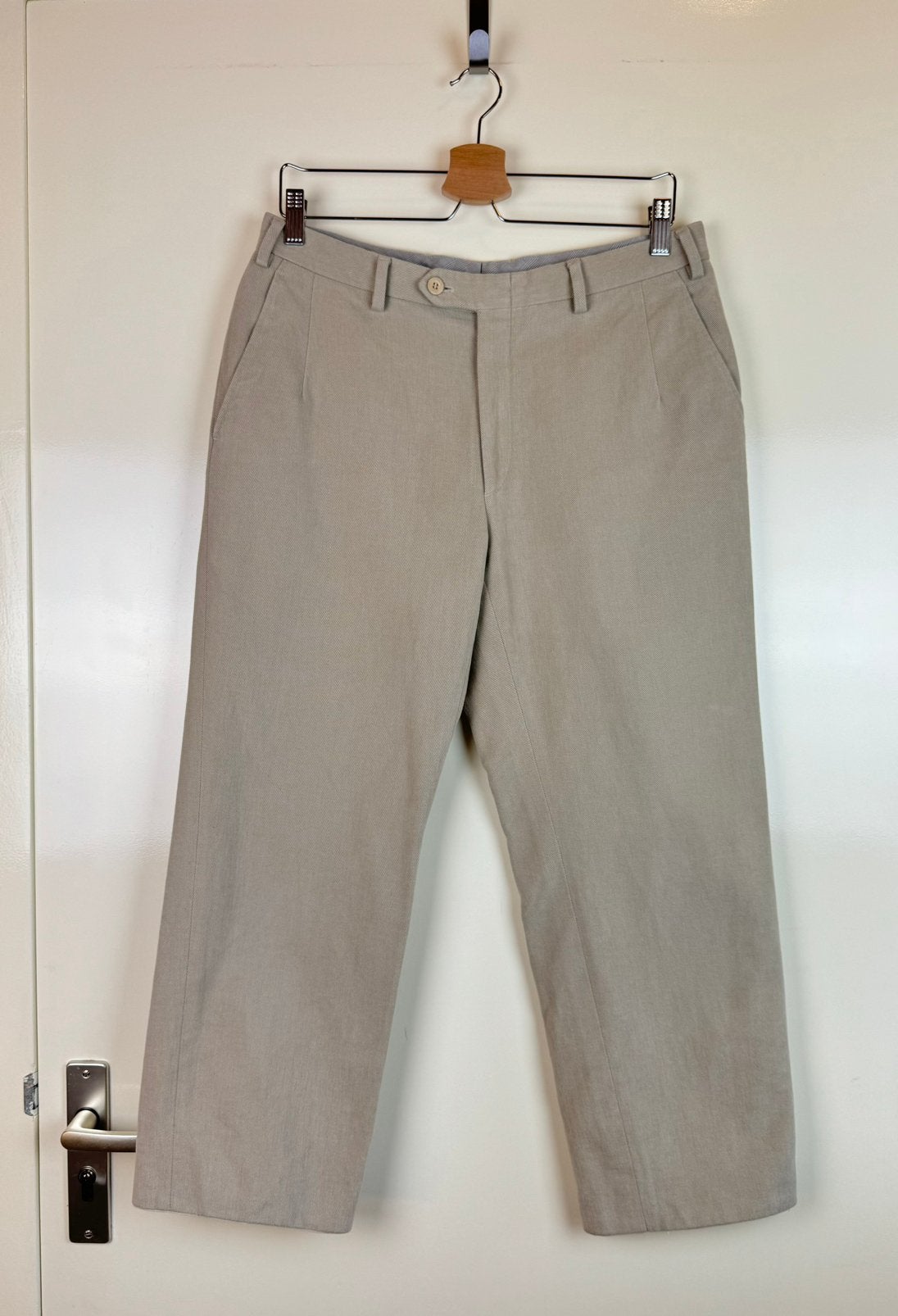 BRIONI Beige Velvet Casual Crop Pants Trousers Corduroy 48 S, Kleding | Heren, Ophalen of Verzenden, Zo goed als nieuw, Maat 46 (S) of kleiner