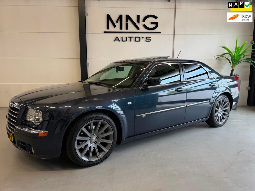 Chrysler 300C 3.0 V6 CRD|SRT DESIGN|PANO|PDC|VOL OPTIE!, Automaat, Gebruikt, Zwart, Blauw
