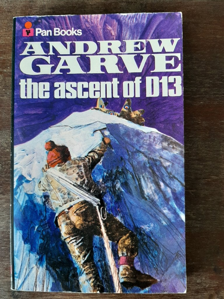 Andrew Garve - The Ascent of D13 - Pan Books, Ophalen of Verzenden, Zo goed als nieuw