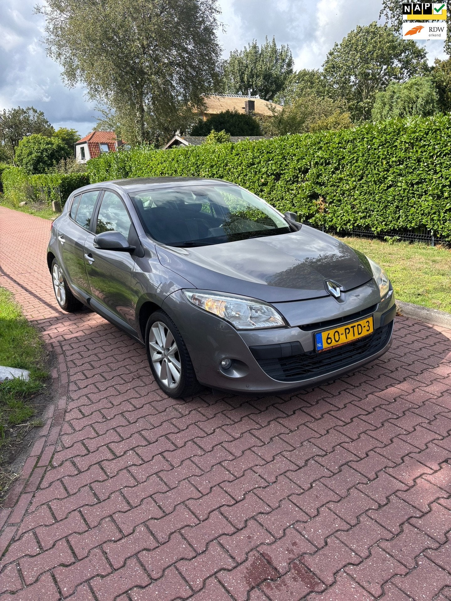 Renault Mégane 1.4 TCE Celsium NAP NWE APK!, Voorwielaandrijving, Euro 5, Stof, Gebruikt