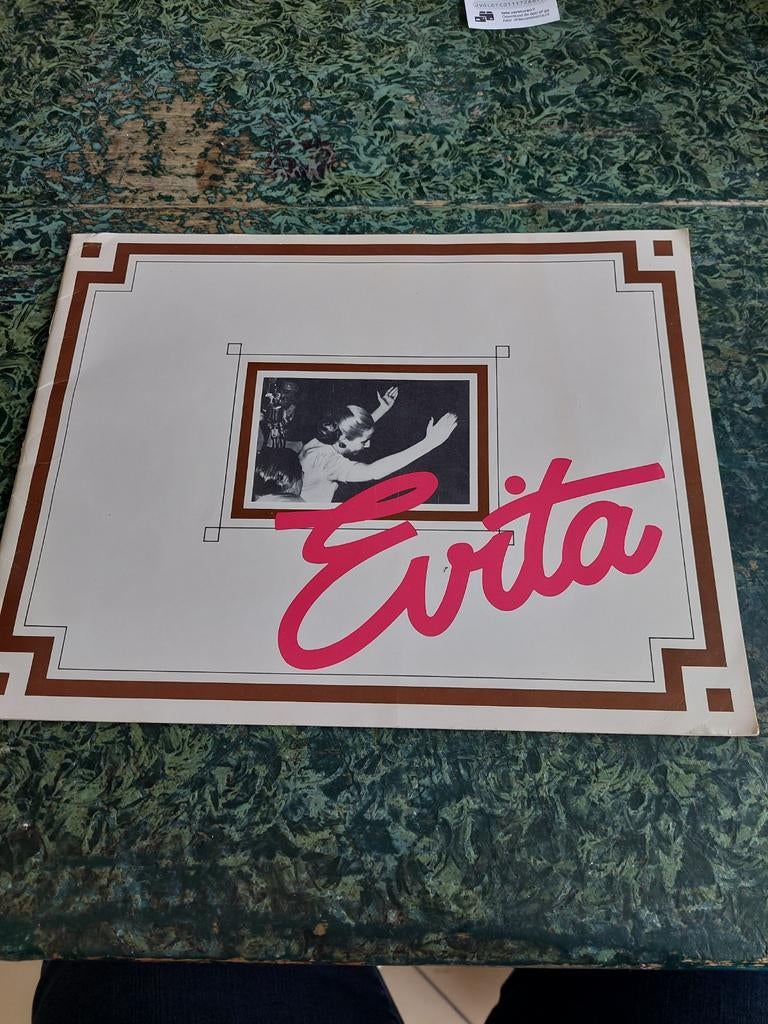 Evita de musical - Andrew Lloyd Webber & Tim Rice, Boeken, Ophalen of Verzenden, Artiest