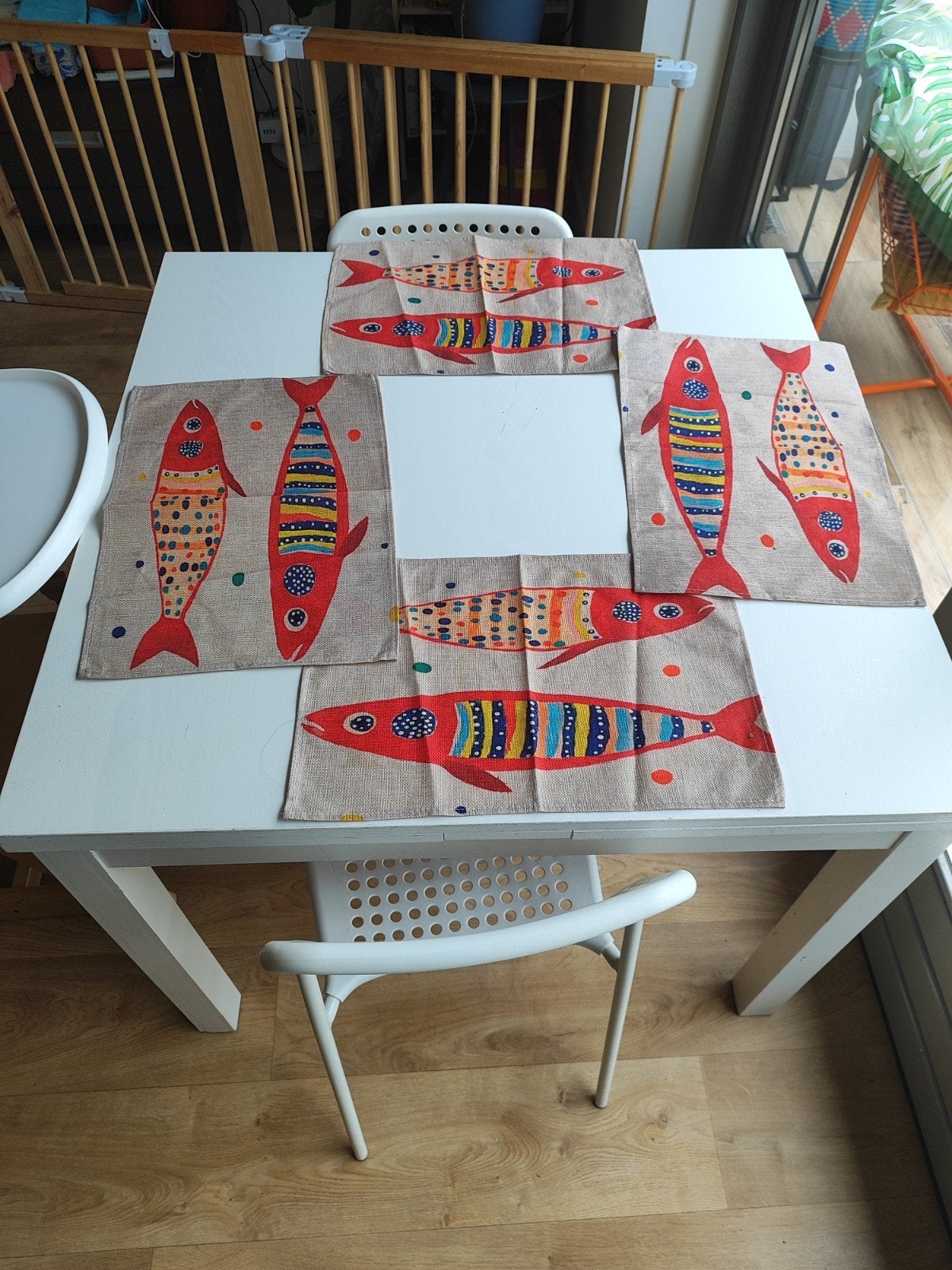 Uitschuifbare eettafel wit - IKEA bjursta, Huis en Inrichting, Tafels | Eettafels, Ophalen, Overige materialen, Gebruikt, 100 tot 150 cm
