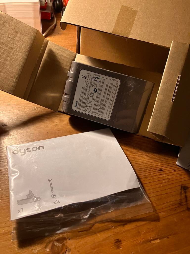 Originele Dyson V6 stofzuiger batterij, nieuw, Witgoed en Apparatuur, Stofzuigers, Ophalen of Verzenden, Nieuw, Dyson