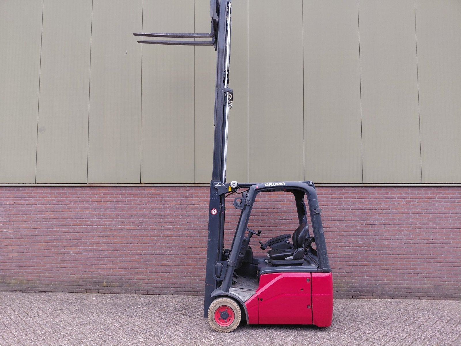 linde E15 Elektrische 3-wieler heftruck, Linde Toyota Hyster Komatsu Nissan jungheinrich Still Halla, Heftruck, Ophalen of Verzenden
