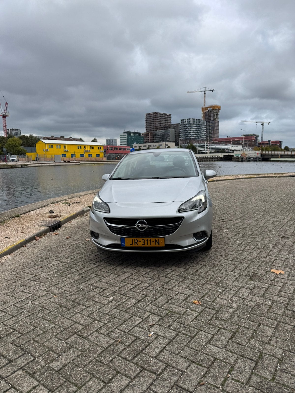 Foto 3 van Opel Corsa 1.4 66KW/90PK 5D 2016 Grijs