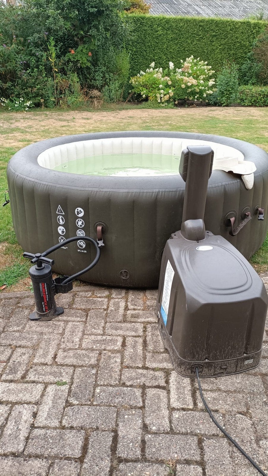 Intex pure spa met toebehoren, Ophalen, Gebruikt, Afdekzeil