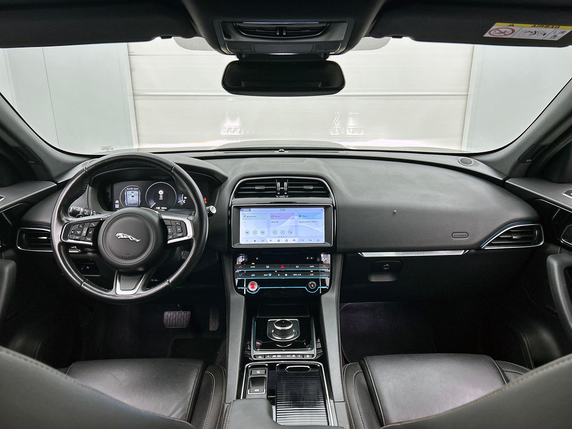 Jaguar F-PACE 2.0 Portfolio AWD 30t | 301PK | NL-AUTO | GOED, Auto's, Jaguar, Gebruikt, 4 cilinders, Zwart, Bedrijf