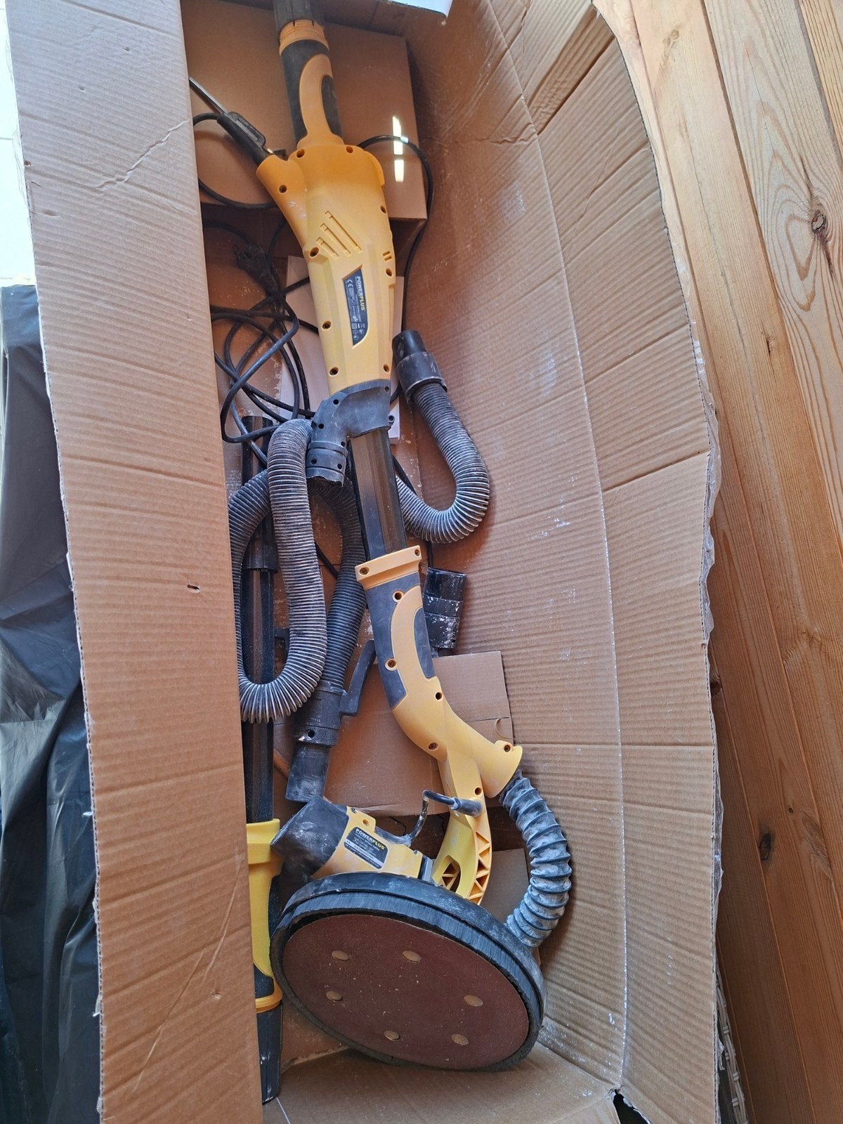 Wand- en plafondschuurmachine 710W met 10x schuurpapier, Doe-het-zelf en Verbouw, Gereedschap | Schuurmachines, Ophalen of Verzenden