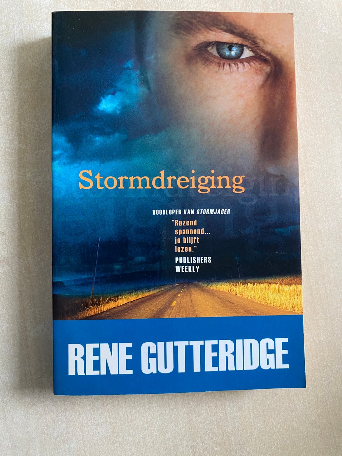 Stormdreiging (Rene Gutteridge), Ophalen of Verzenden, Zo goed als nieuw