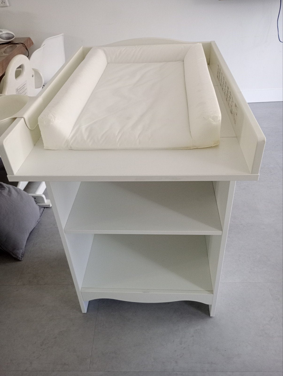 Witte box en commode set, Ophalen, Zo goed als nieuw, Vierkant