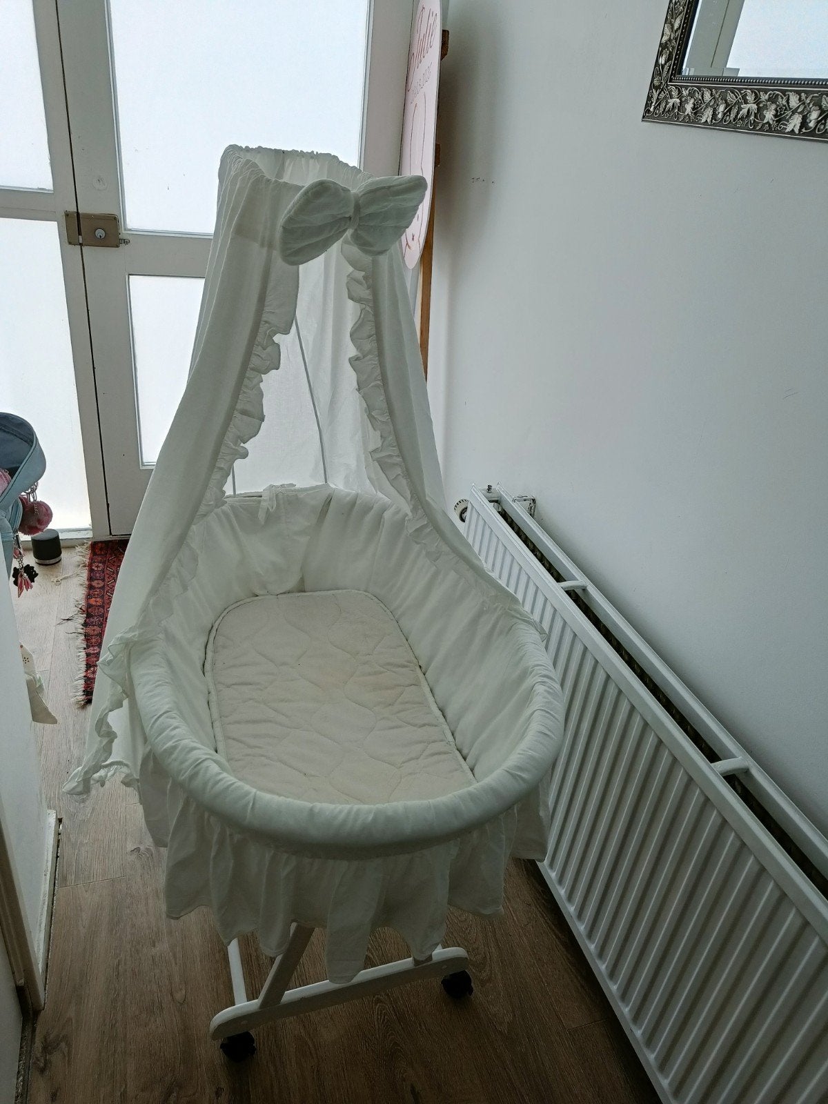 Rotan babywieg met hemeltje, Kinderen en Baby's, Babywiegjes en Ledikanten, Ophalen, Gebruikt, Wieg