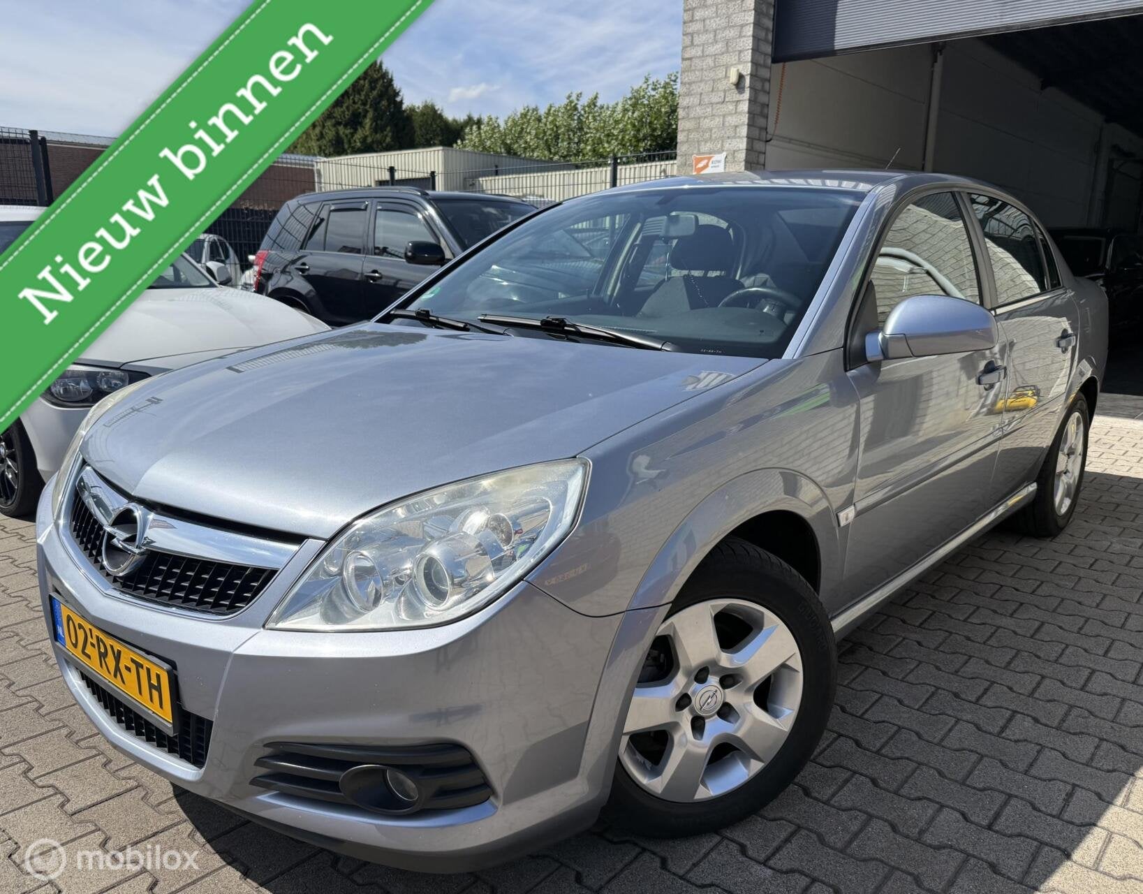 Opel Vectra 1.8-16V Business / Airco / 5DRS / ZEER netjes!, Voorwielaandrijving, Gebruikt, 1295 kg, 4 cilinders